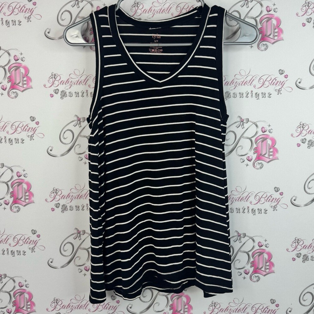 Iyla tank top stripes stretchy Vneck Striped Sleeveless Top - Black and White